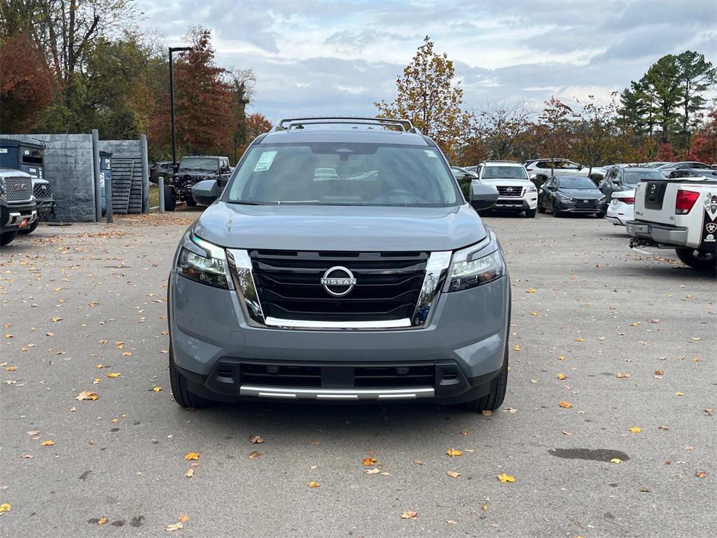 new 2025 Nissan Pathfinder car, priced at $42,725