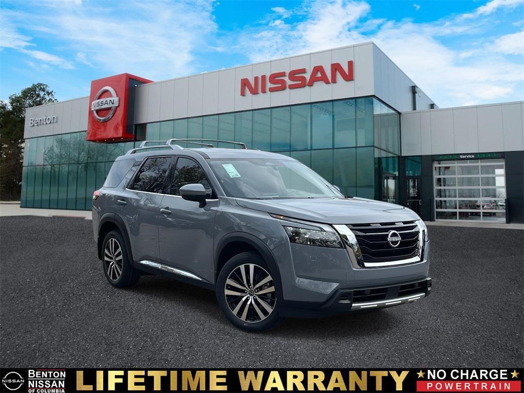 new 2025 Nissan Pathfinder car, priced at $42,725
