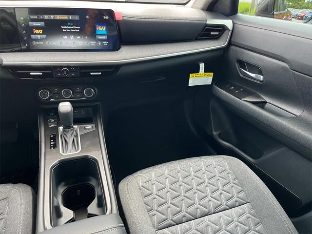 new 2025 Nissan Kicks car, priced at $28,811