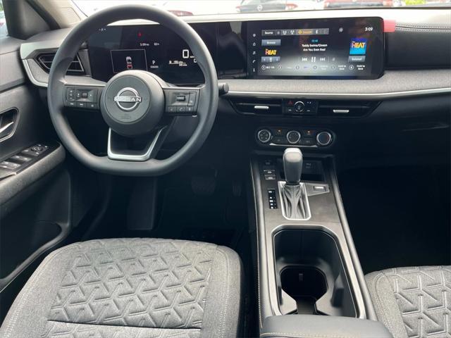 new 2025 Nissan Kicks car, priced at $28,811