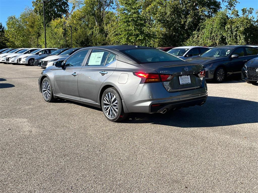 new 2025 Nissan Altima car, priced at $29,074