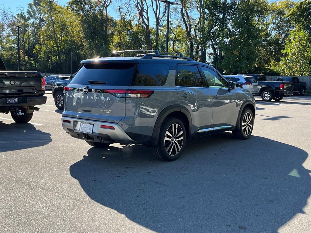 new 2025 Nissan Pathfinder car, priced at $44,622