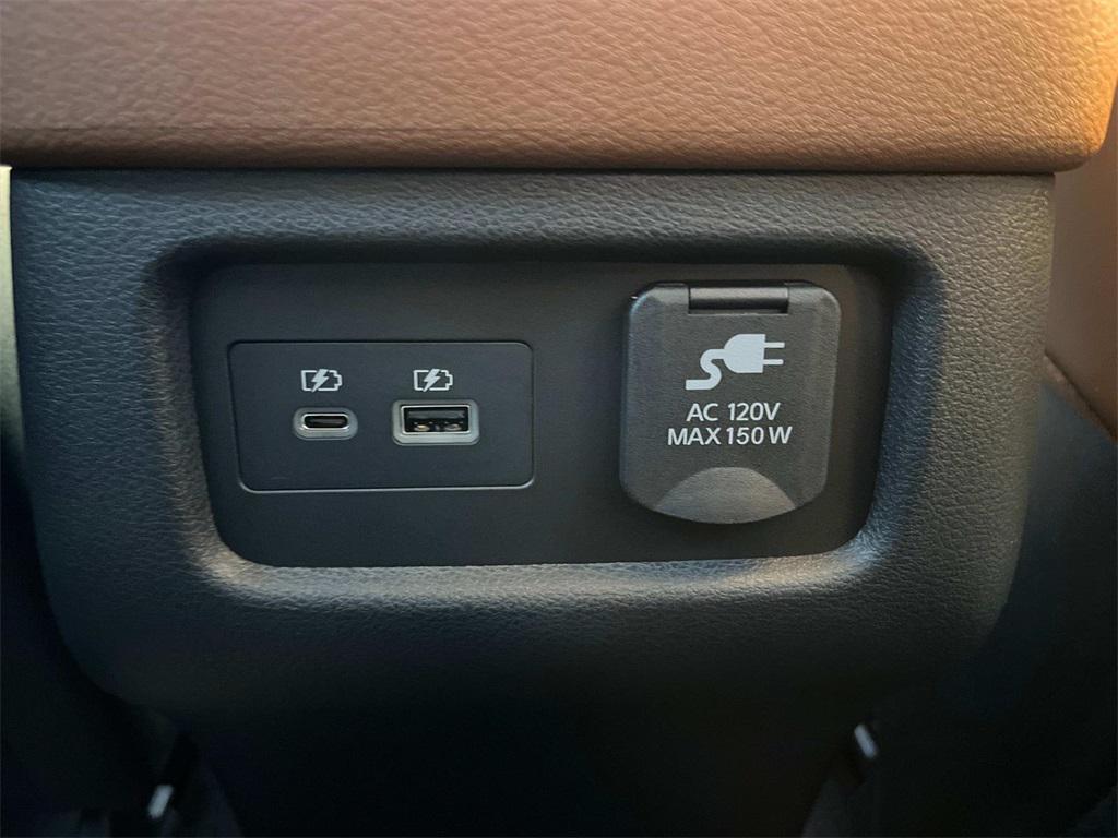 new 2025 Nissan Pathfinder car, priced at $44,622