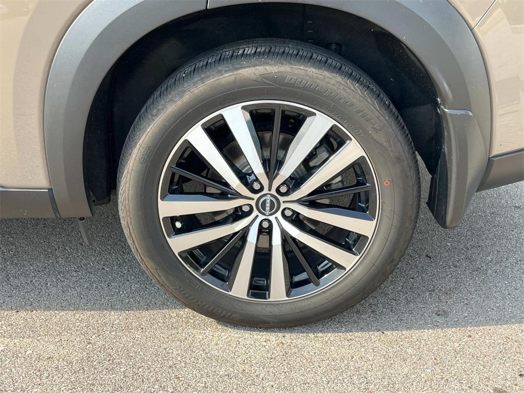 used 2023 Nissan Pathfinder car, priced at $37,000