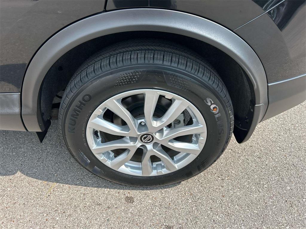 used 2021 Nissan Rogue Sport car, priced at $18,093