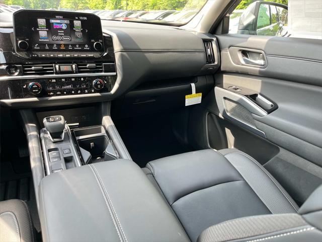 new 2025 Nissan Pathfinder car, priced at $44,075
