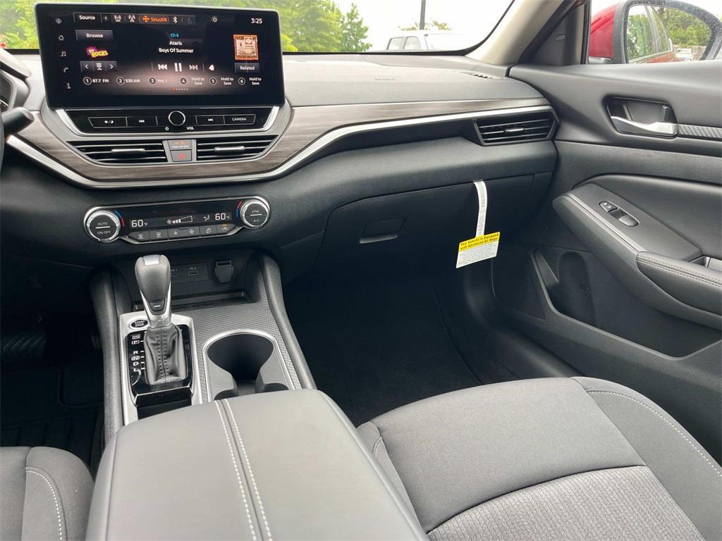 new 2025 Nissan Altima car, priced at $28,562