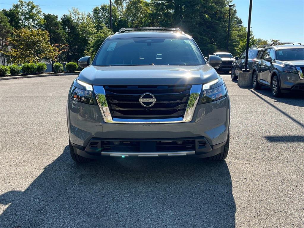 new 2025 Nissan Pathfinder car, priced at $40,521