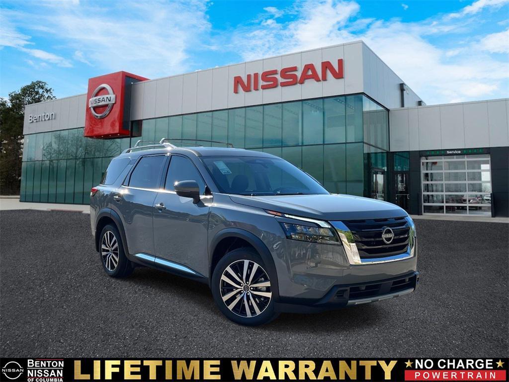 new 2025 Nissan Pathfinder car, priced at $48,225