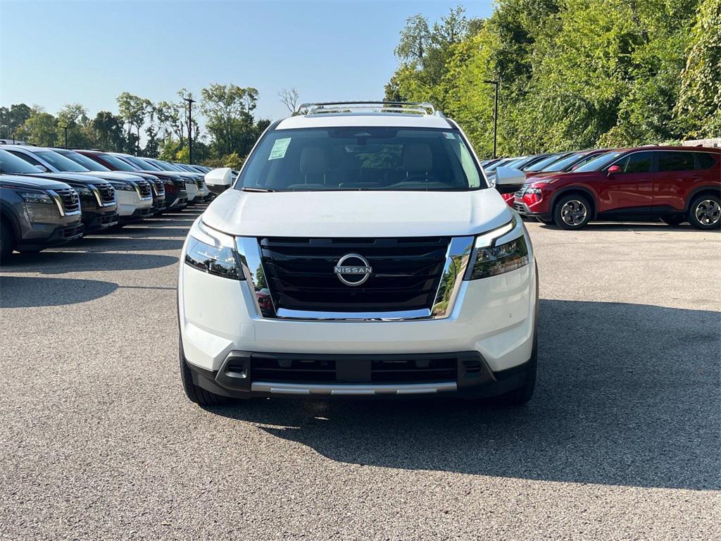 new 2025 Nissan Pathfinder car, priced at $44,748