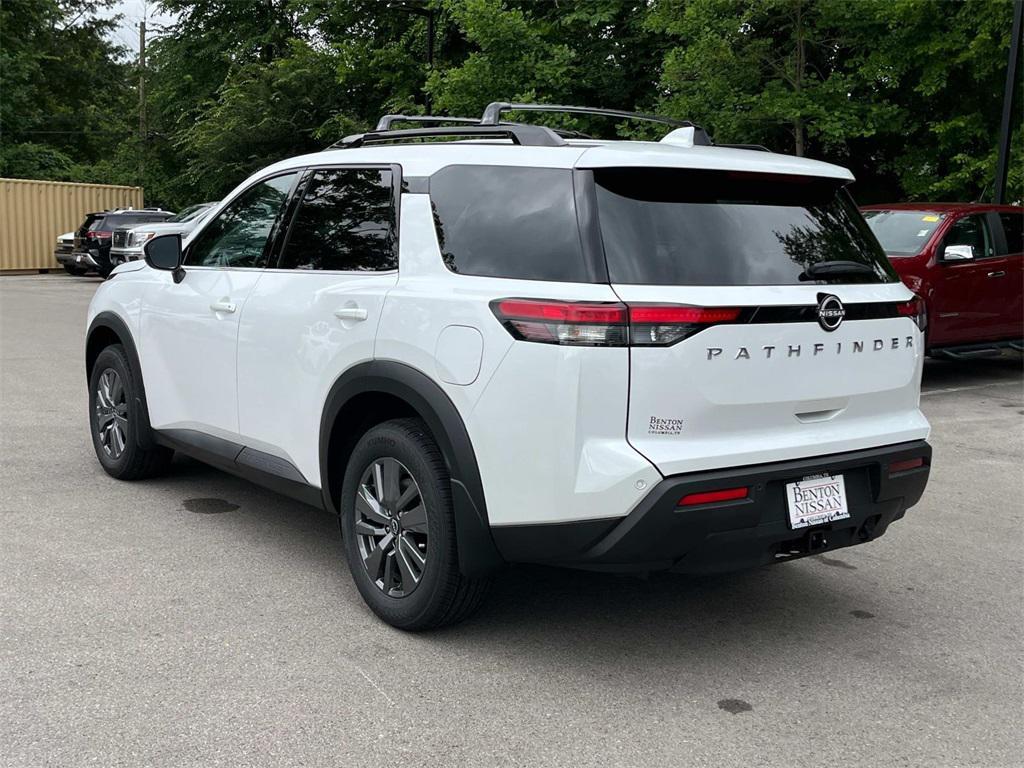 new 2025 Nissan Pathfinder car, priced at $34,812