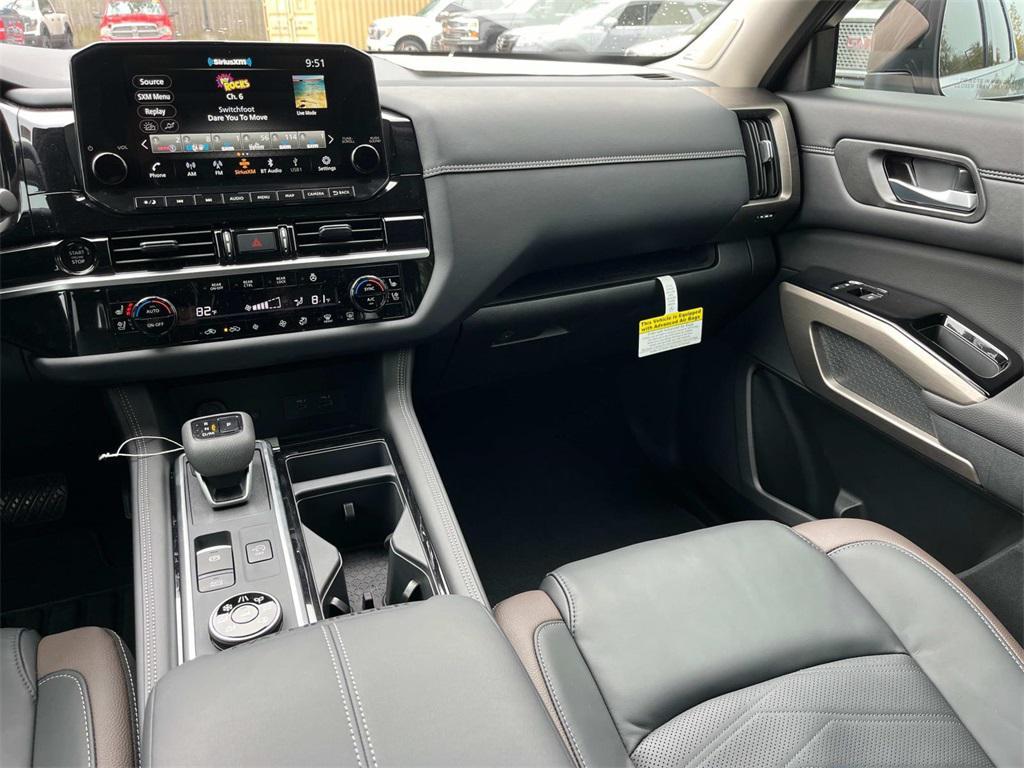 new 2025 Nissan Pathfinder car, priced at $41,973