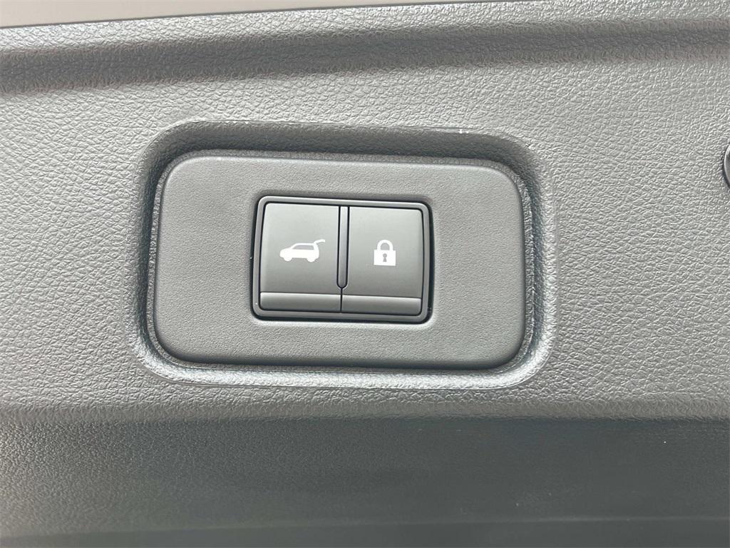 new 2025 Nissan Pathfinder car, priced at $41,973