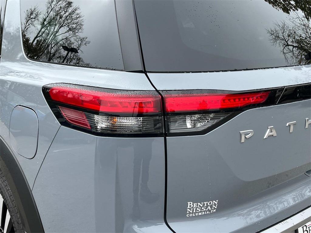 new 2025 Nissan Pathfinder car, priced at $41,973