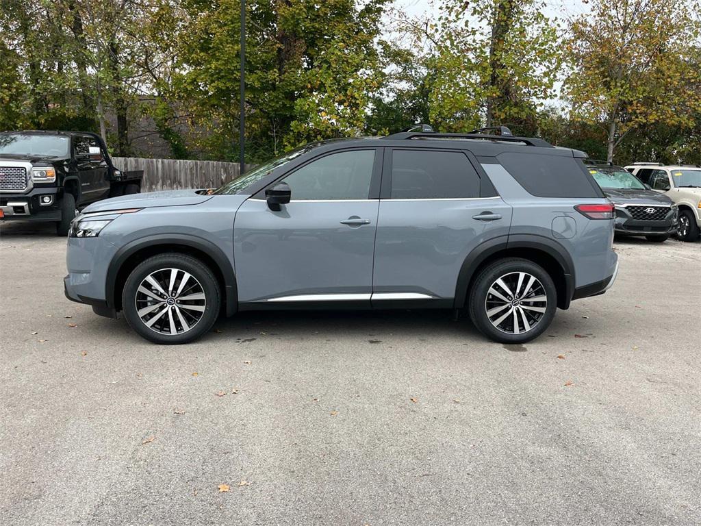 new 2025 Nissan Pathfinder car, priced at $41,973