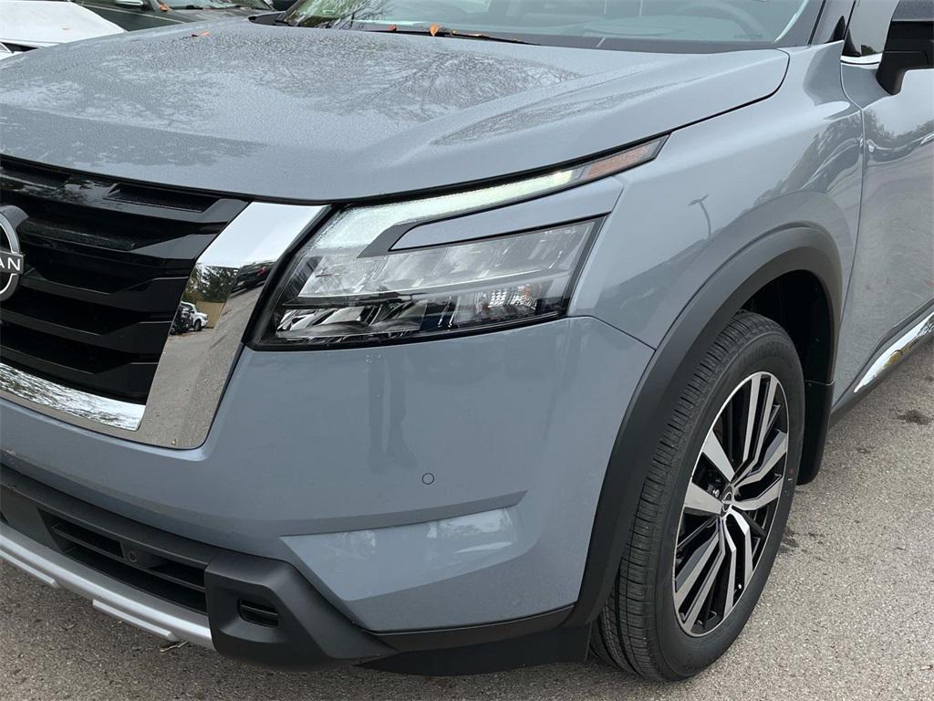 new 2025 Nissan Pathfinder car, priced at $41,973