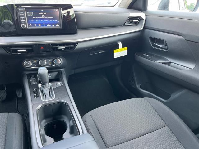 new 2025 Nissan Kicks car, priced at $23,166