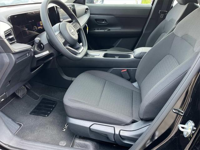 new 2025 Nissan Kicks car, priced at $23,166