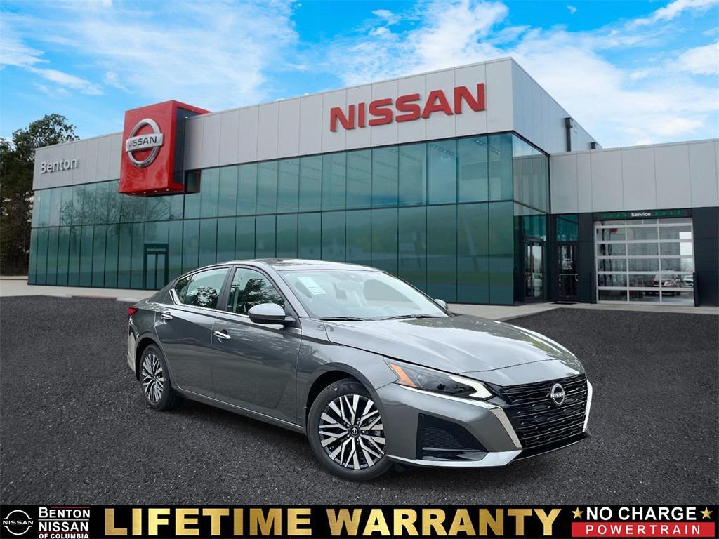 new 2025 Nissan Altima car, priced at $28,532
