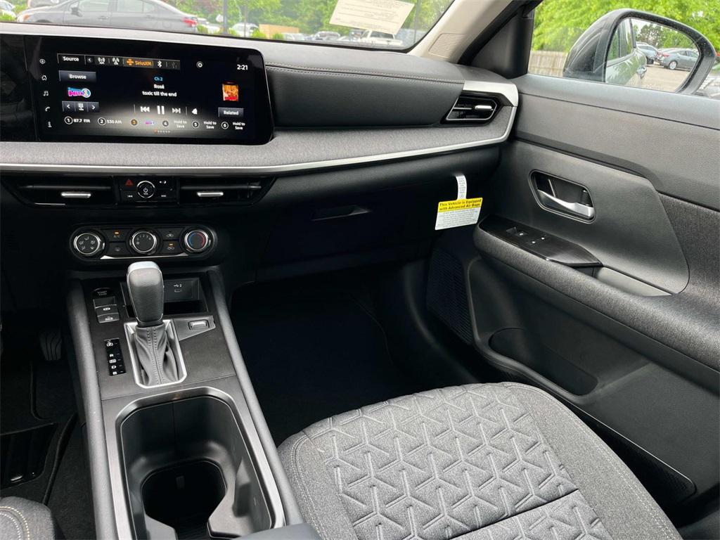 new 2025 Nissan Kicks car, priced at $24,715
