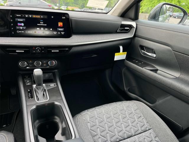new 2025 Nissan Kicks car, priced at $26,315