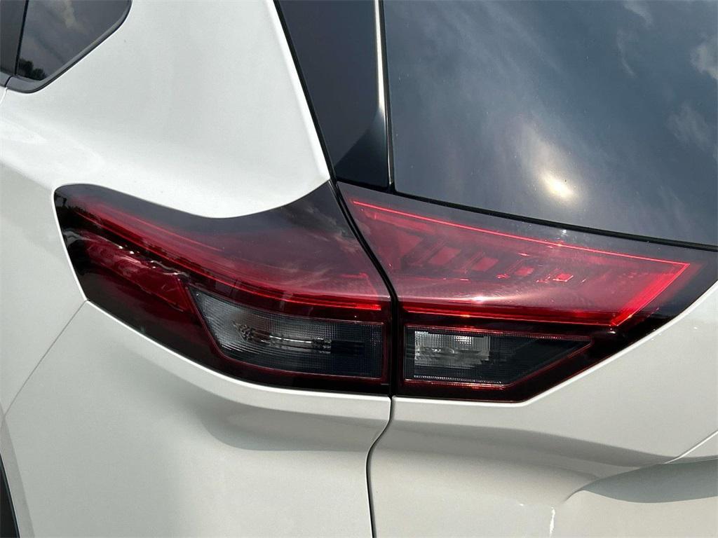 used 2023 Nissan Rogue car, priced at $20,236