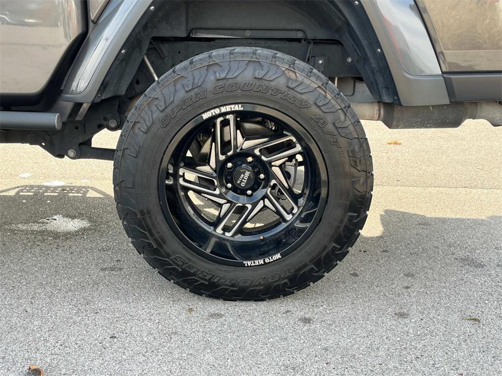 used 2021 Jeep Gladiator car, priced at $28,466