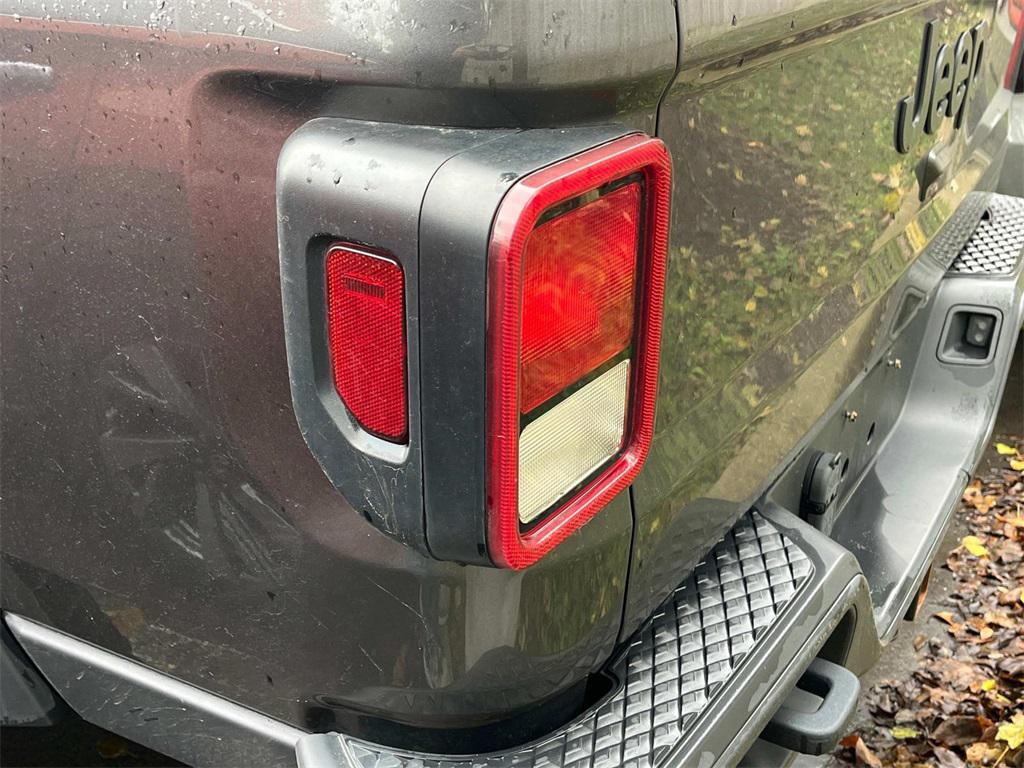 used 2021 Jeep Gladiator car