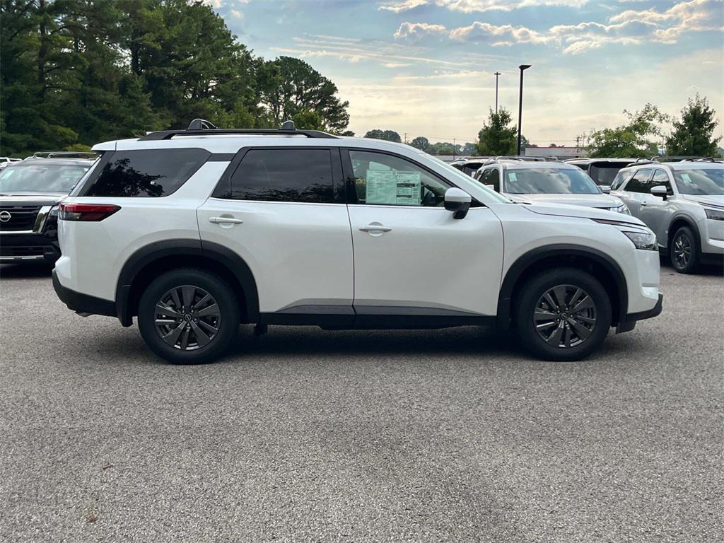 new 2025 Nissan Pathfinder car, priced at $40,983