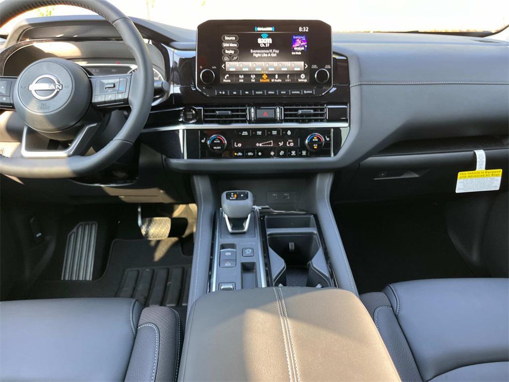 new 2025 Nissan Pathfinder car, priced at $40,959