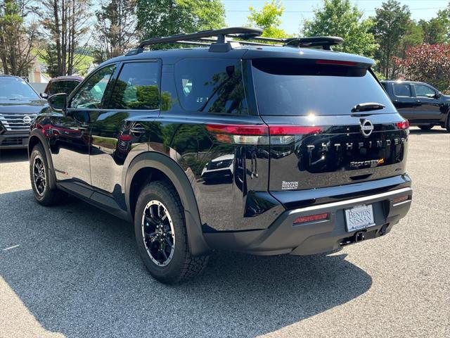 new 2025 Nissan Pathfinder car, priced at $43,013