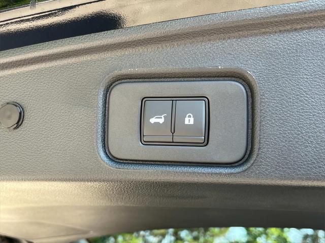 new 2025 Nissan Pathfinder car, priced at $43,013