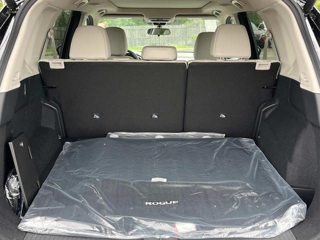 new 2025 Nissan Rogue car, priced at $32,368