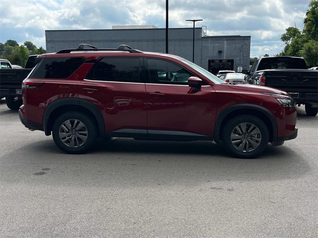 new 2025 Nissan Pathfinder car, priced at $41,202