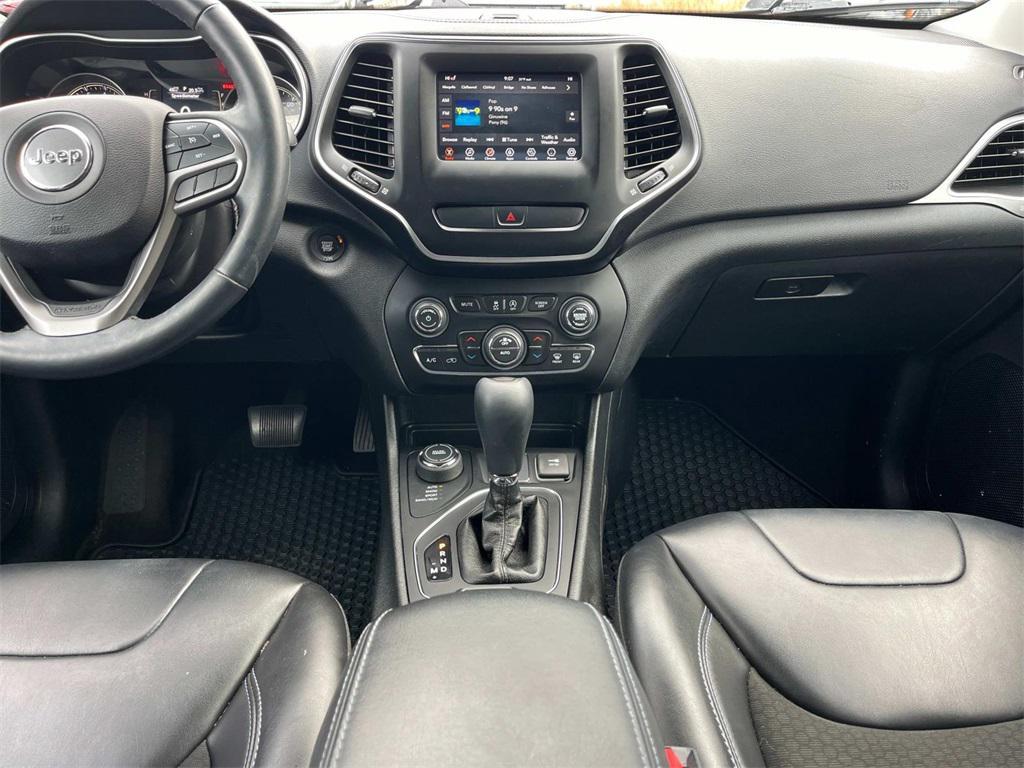 used 2019 Jeep Cherokee car, priced at $16,329