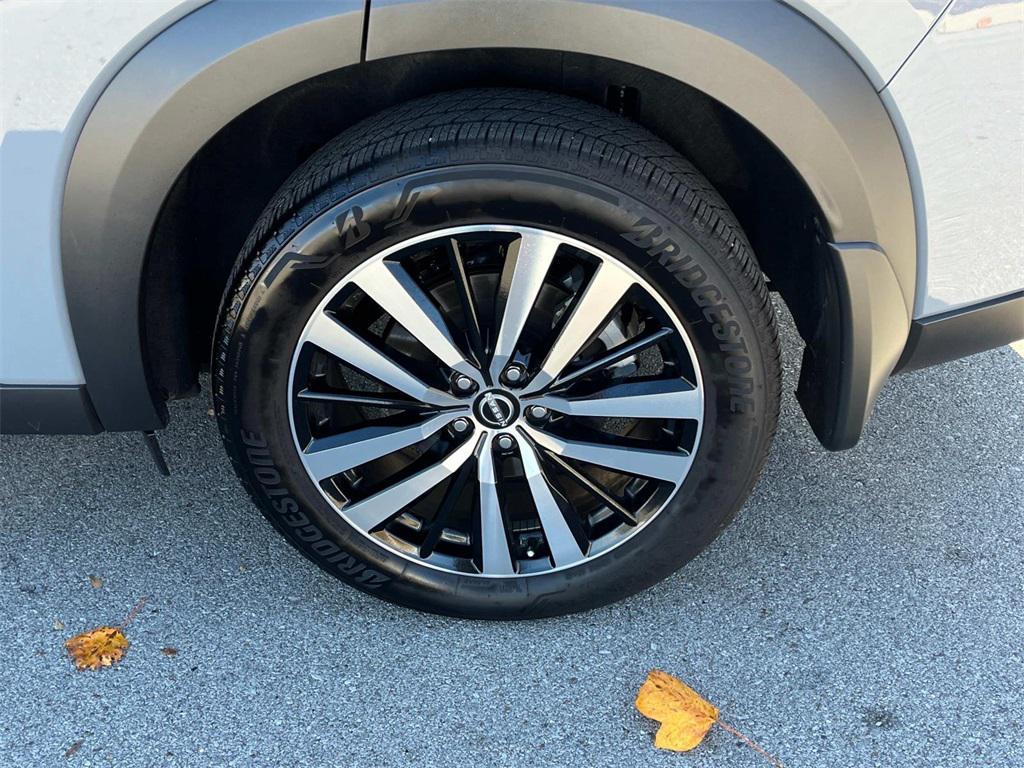 used 2025 Nissan Pathfinder car, priced at $41,651