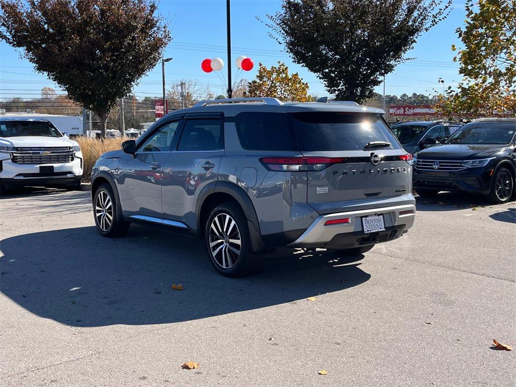 used 2025 Nissan Pathfinder car, priced at $41,651