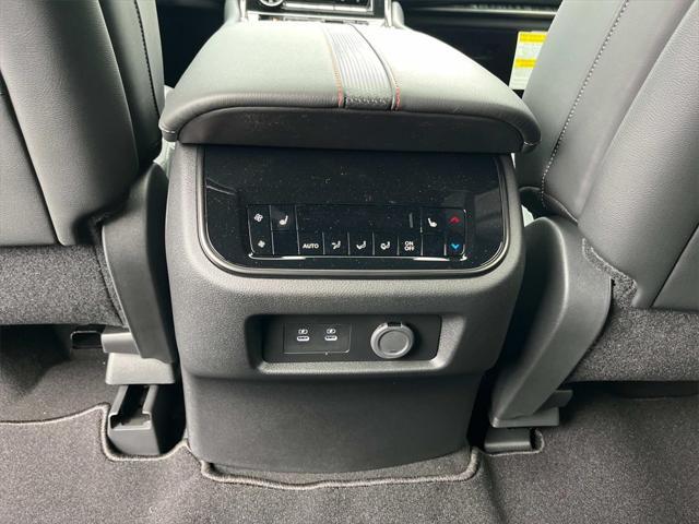 new 2025 Nissan Armada car, priced at $77,482