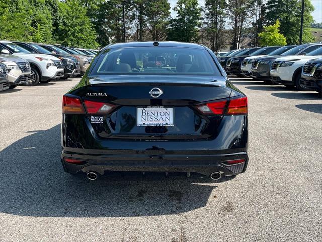 new 2025 Nissan Altima car, priced at $30,047