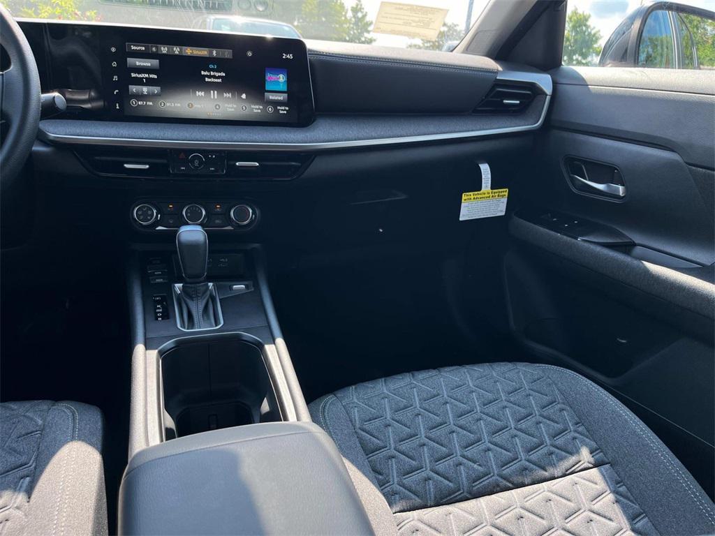 new 2025 Nissan Kicks car, priced at $24,238