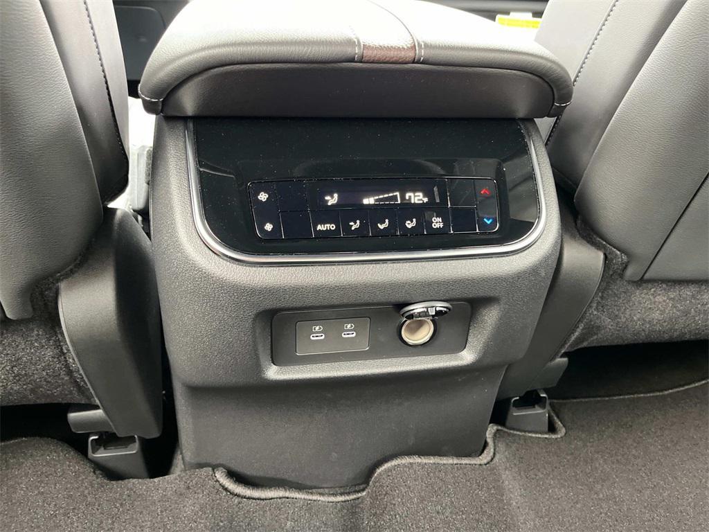 new 2025 Nissan Armada car, priced at $61,657