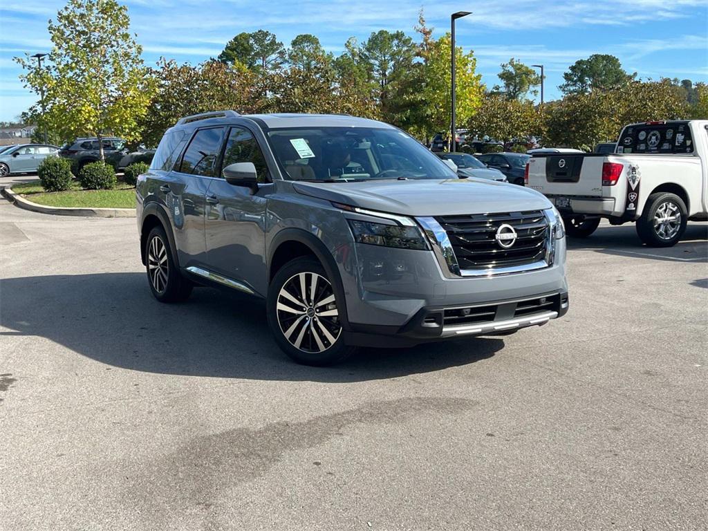 new 2025 Nissan Pathfinder car, priced at $40,755
