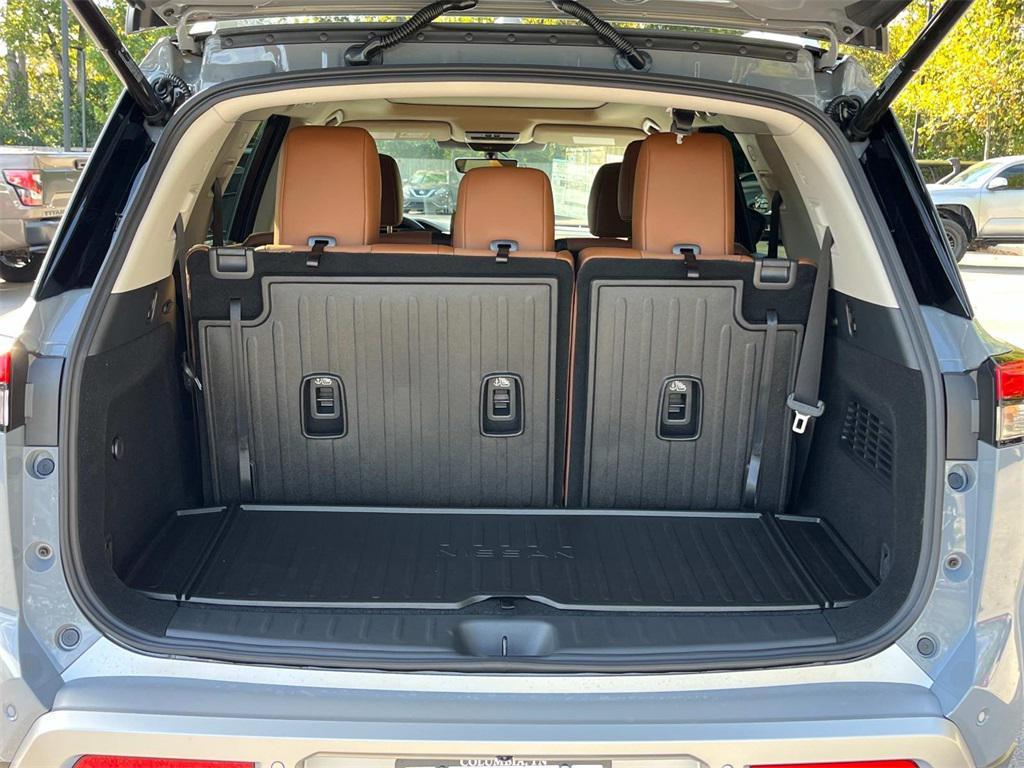 new 2025 Nissan Pathfinder car, priced at $40,755