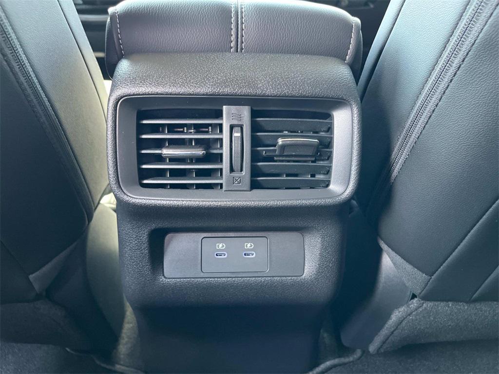 new 2025 Nissan Murano car, priced at $34,028