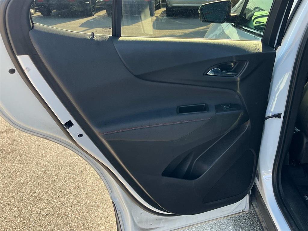 used 2022 Chevrolet Equinox car, priced at $21,054