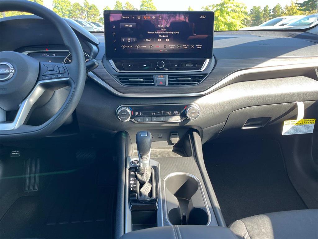 new 2025 Nissan Altima car, priced at $28,801