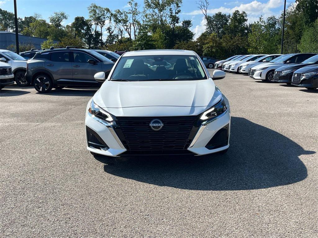 new 2025 Nissan Altima car, priced at $28,801