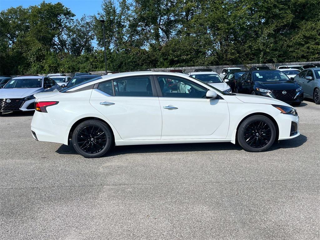 new 2025 Nissan Altima car, priced at $28,801