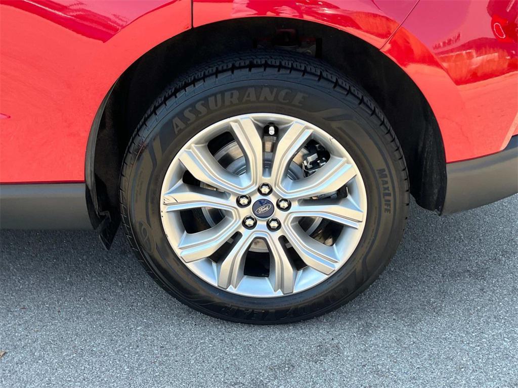 used 2022 Ford Edge car, priced at $22,800