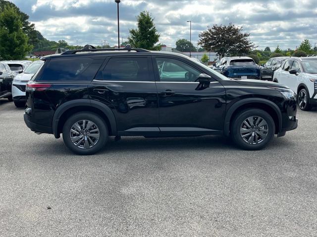 new 2025 Nissan Pathfinder car, priced at $39,276